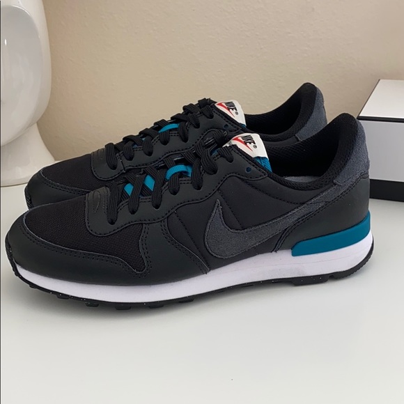 New Nike internationalist custom made shoes - Picture 7 of 8